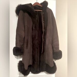 Brown fur coat - size L